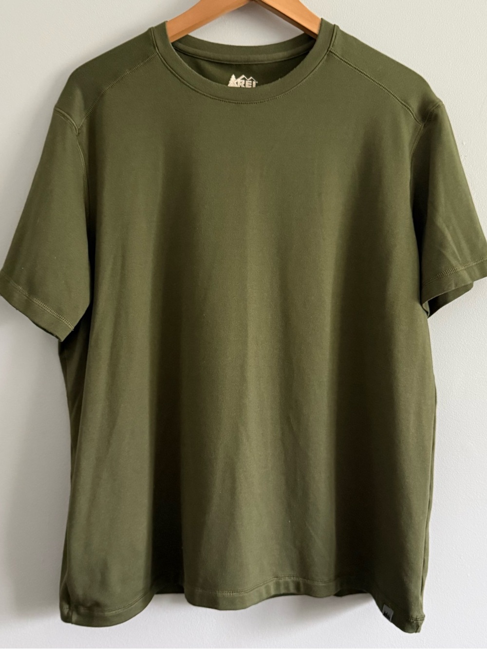 REI Short Sleeve Crew T-Shirt in Olive Green